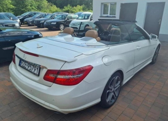 Mercedes-Benz Klasa E cena 69900 przebieg: 226500, rok produkcji 2010 z Rzeszów małe 56